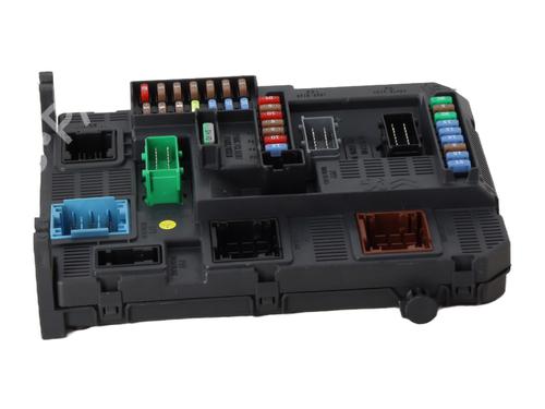 Fuse box PEUGEOT 208 I (CA_, CC_) 1.6 HDi | BP31114730E1