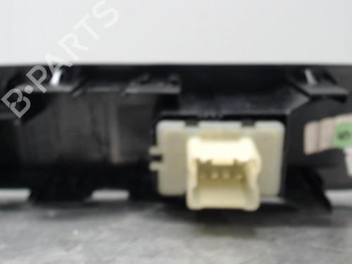 Used Right front window switch RENAULT CLIO IV (BH_) 1.5 dCi 90 (90 hp) 21306009