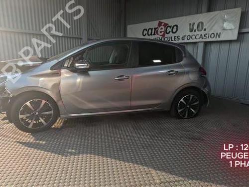 Dashboard PEUGEOT 208 I (CA_, CC_) 1.2 PureTech 82 | BP33796700C46 - Image 12