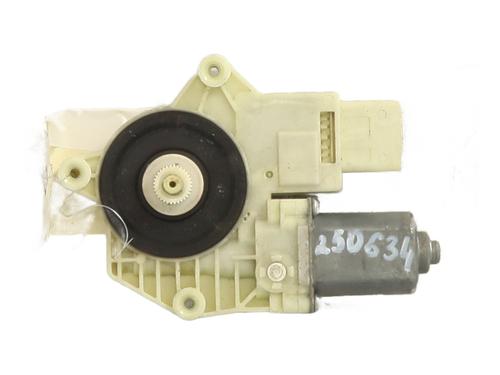 Used Right front window motor Right front window motor PEUGEOT 308 II (LB_, LP_, LW_, LH_, L3_) 1.6 BlueHDi 120 (120 hp) 32136011 32136011