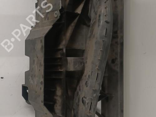 Used Front slam panel RENAULT MEGANE IV Hatchback (B9A/M/N_) 1.6 dCi 130 (B9A4) (130 hp) 29895321