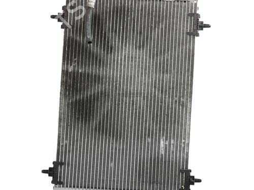 AC-Kondensator PEUGEOT 3008 I MPV (0U_) 2.0 HDi Hybrid4 (163 hp) 32440116