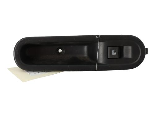 Used Right front window switch RENAULT TWINGO III (BCM_, BCA_) 0.9 TCe 90 (BCM9, BCM2) (90 hp) 21305885