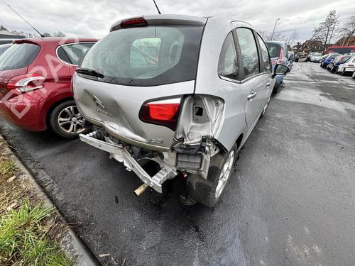 Venstre posisjonslys CITROËN C3 II (SC_) 1.2 VTi 82 | BP21297354C104 