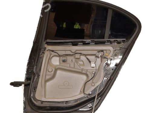right-rear-door-bmw-5-e60-2001-2002-2003-2004-2005-2006-2007-2008-2009-2010-33807649 main image