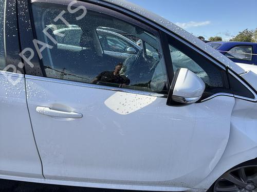 Used Right front door PEUGEOT 208 I (CA_, CC_) 1.6 HDi (92 hp) 28517766