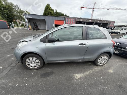 Left front window motor TOYOTA YARIS (_P9_) 1.0 VVT-i (KSP90_, KSP90R) | BP26388924E21 