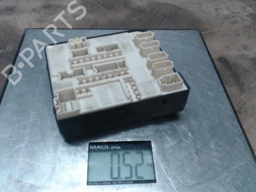 Used Fuse box RENAULT LAGUNA III (BT0/1) 2.0 dCi (BT01, BT08, BT09, BT0E, BT0K, BT12, BT1C, BT1D,... (150 hp) 21368568