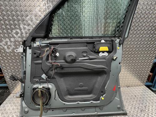 Right front door LAND ROVER RANGE ROVER III (L322) 3.0 D 4x4 | BP27596051C3 