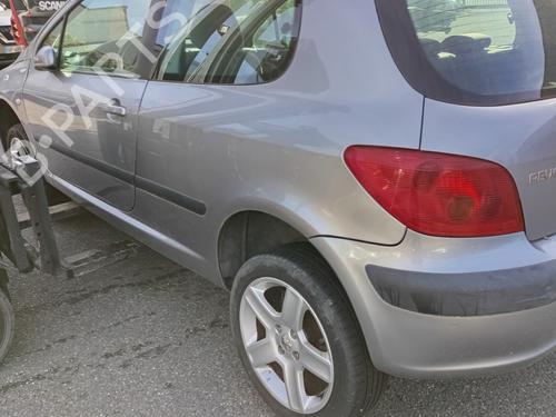 Front right seatbelt PEUGEOT 307 (3A/C) 1.6 16V | BP30306135I25