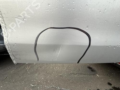 right-tailgate-hyundai-h-1-cargo-tq-2007-23814475 main image