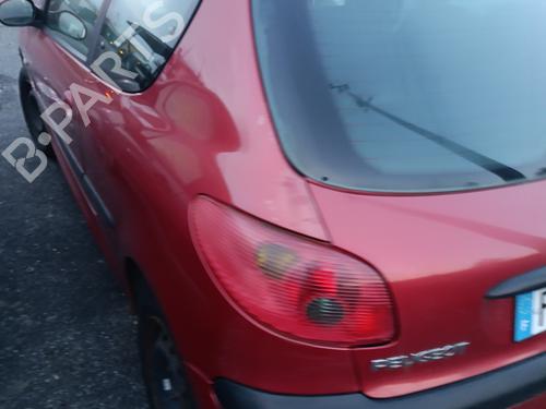 Fuse box PEUGEOT 206 Hatchback (2A/C) 1.4 i | BP30922960E1