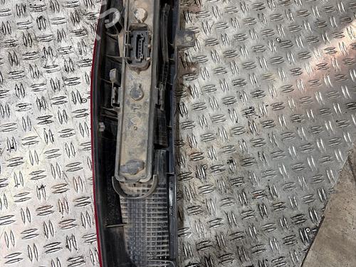 left-taillight-mercedes-benz-viano-w639-2003-37685904 main image