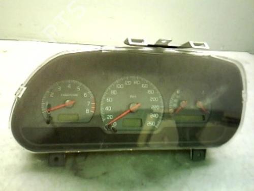 Used Instrument cluster VOLVO S40 I (644) 1.6 (105 hp) 21321304