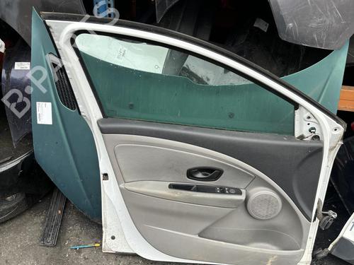 Used Left front door RENAULT MEGANE III Hatchback (BZ0/1_, B3_) 1.5 dCi (BZ0C) (90 hp) 21293486