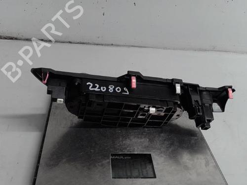 Used Climate control TOYOTA YARIS (_P13_) 1.5 Hybrid (NHP130_, NHP130) (101 hp) 21319129