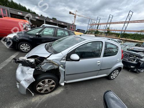 Rear left door window PEUGEOT 107 (PM_, PN_) 1.0 | BP21593403C20 