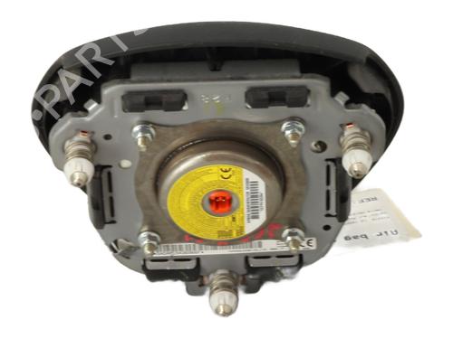 driver-airbag-toyota-aygo-_b4_-2014-33848894 main image