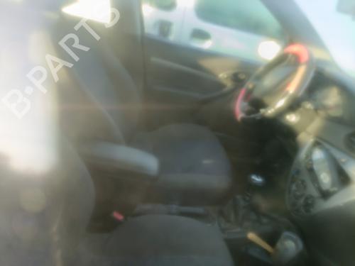 Brugte FORD FOCUS I (DAW, DBW) 1.8 Turbo DI / TDDi (90 hp) 4349095