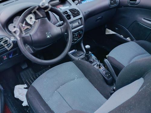 Fuse box PEUGEOT 206 Hatchback (2A/C) 1.4 i | BP30922960E1