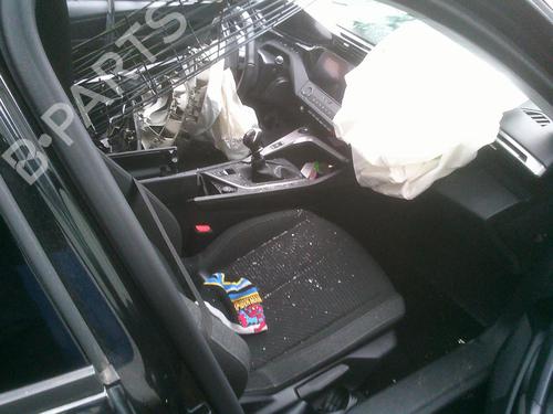 Fuel flap PEUGEOT 308 III (FB_, FH_, FP_, F3_, FM_) PureTech 110 (FPHNPL) | BP25260234C131 