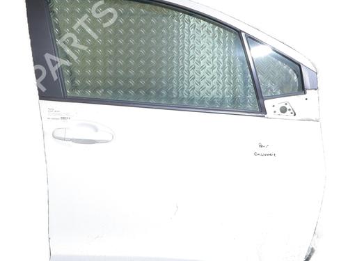 right-front-door-toyota-yaris-_p13_-2010-2011-2012-2013-2014-2015-2016-2017-2018-2019-2020-36846572 main image