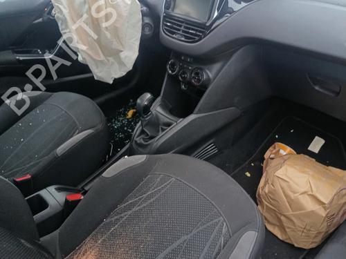 Used Parts PEUGEOT 208 I (CA_, CC_) 1.4 VTi 4320939