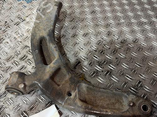 Used Left front suspension arm Left front suspension arm 39487705 39487705