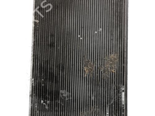 Used Water radiator Water radiator VW GOLF PLUS V (5M1, 521) [2004-2013] 33563637 33563637