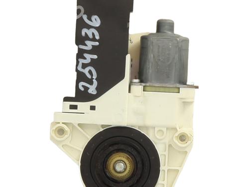 Used Left front window motor Left front window motor 31582465 31582465