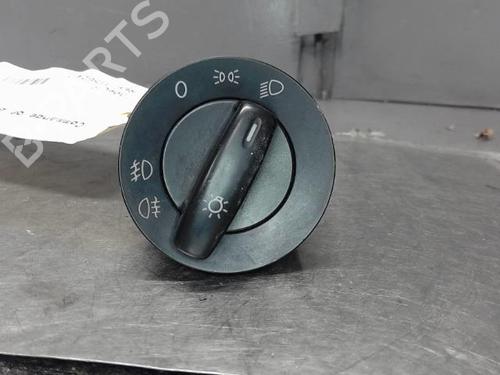 Used Headlight switch VW TOURAN (1T1, 1T2) 1.9 TDI (105 hp) 21314338