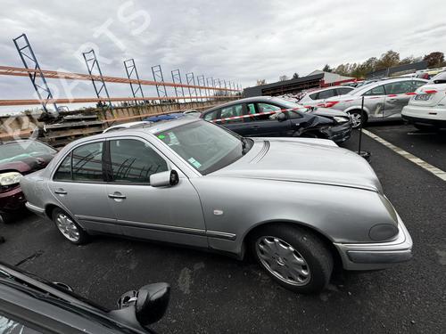 Right taillight MERCEDES-BENZ E-CLASS (W210) E 300 Turbo-D (210.025) | BP28577210C35 