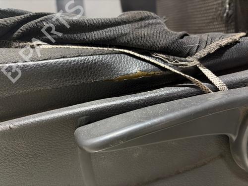 left-front-seat-mercedes-benz-vito-mixto-van-w639-2003-40457902 main image
