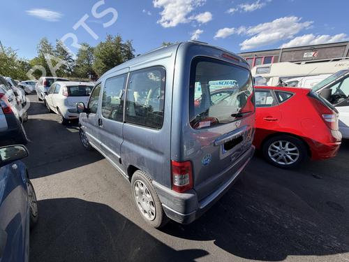 Engine control unit (ECU) PEUGEOT PARTNER MPV (5_, G_) 1.6 HDi 90 | BP38476516M57 - Image 10
