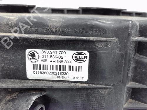 right-front-fog-light-skoda-superb-iii-3v3-14-tsi-3v0941700-2015-21298046 main image