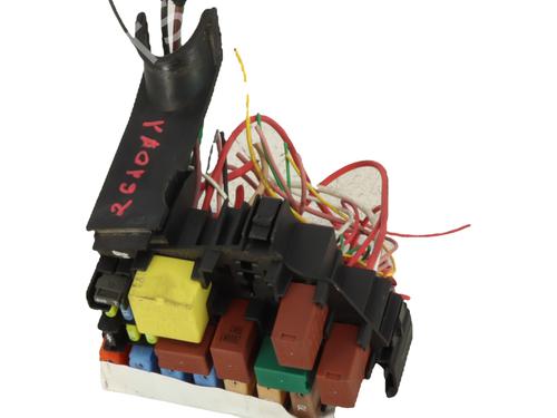 Fuse box RENAULT TWINGO II (CN0_) 1.5 dCi 75 | BP38780977E1 - Image 4