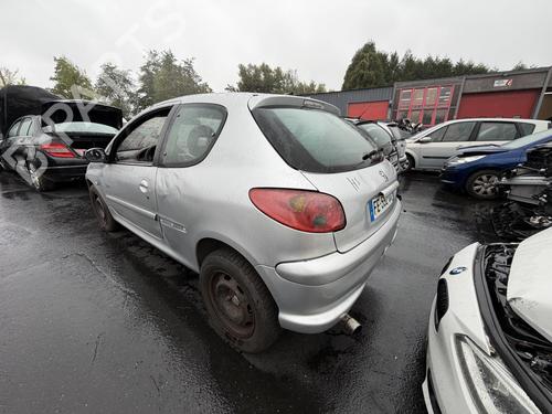 Vindusheismotor venstre foran PEUGEOT 206 Hatchback (2A/C) 2.0 HDI 90 | BP29182591E21 