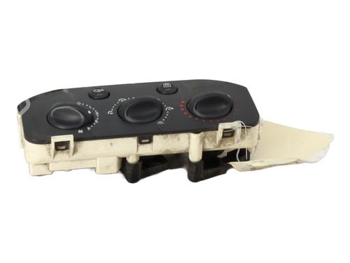 Used Climate control Climate control RENAULT CLIO II Hatchback Van (SB0/1/2_) 1.9 D (SB0R) (54 hp) 32347838 32347838