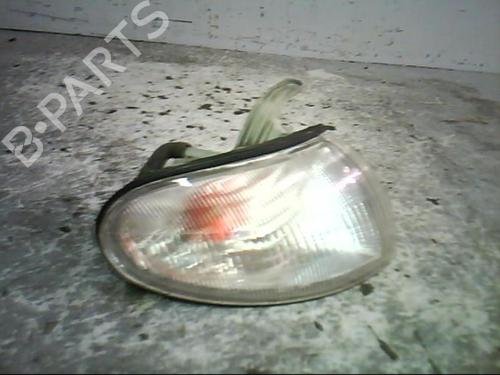 Used Right front indicator HYUNDAI ACCENT I (X-3) 1.3 i 12V (84 hp) 21370129