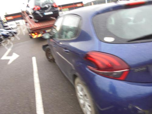 Left mirror PEUGEOT 208 I (CA_, CC_) 1.6 HDi / BlueHDi 75 | BP24644178C26