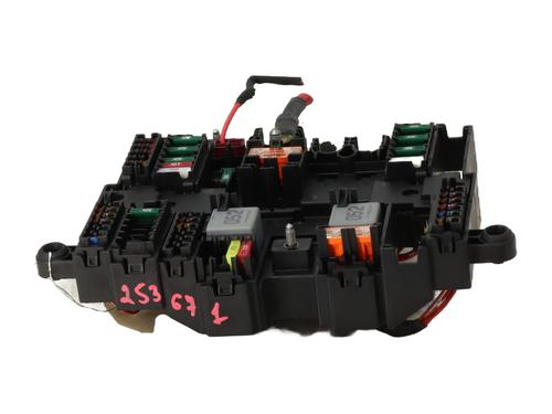 fuse-box-mercedes-benz-a-class-w177-2018-32698285 main image