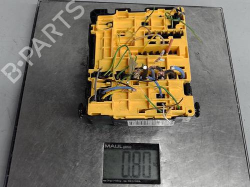 Fuse box PEUGEOT 208 I (CA_, CC_) 1.6 BlueHDi 100 | BP21370530E1 