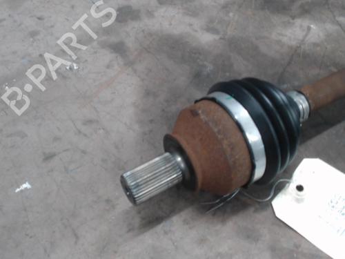 Used Right front driveshaft Right front driveshaft CITROËN C3 III (SX) 1.2 PureTech 82 (83 hp) 21301942 21301942