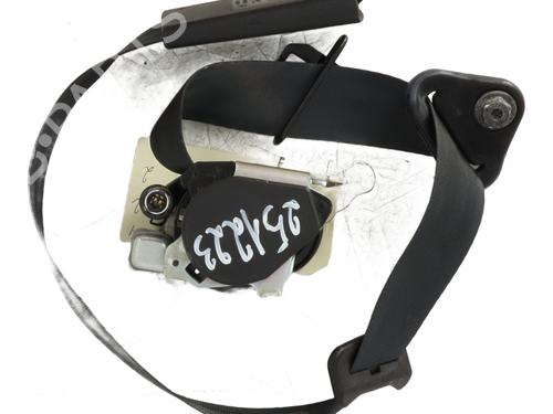 front-right-seatbelt-renault-fluence-l3_-2010-24880293 main image