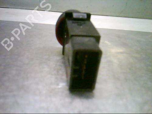 Used Warning switch KIA SORENTO I (JC) 2.5 CRDi 4WD (140 hp) 21364931