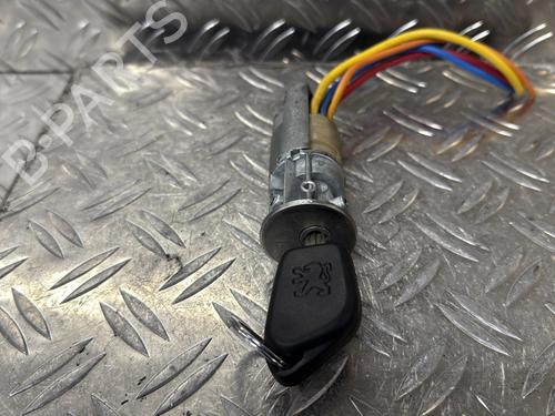 Used Ignition barrel PEUGEOT PARTNER Box Body/MPV (5_, G_) 1.9 D (69 hp) 24294111