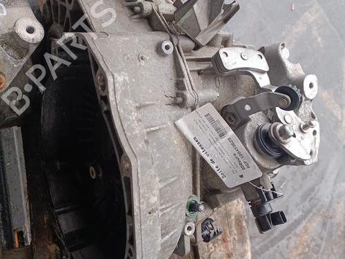 gearbox-opel-zafira-tourer-c-p12-2011-23188921 main image
