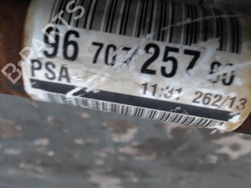 Used Left front driveshaft PEUGEOT 308 II (LB_, LP_, LW_, LH_, L3_) 1.6 HDi / BlueHDi 115 (115 hp) 21299422