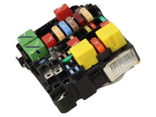 Fuse box PEUGEOT 208 I (CA_, CC_) 1.2 VTI 82 | BP31697352E1