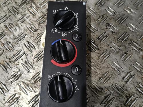 Used Climate control Climate control 31603232 31603232